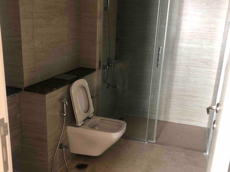 Bathroom 3 at 4BHK Apartment in DLF Crest