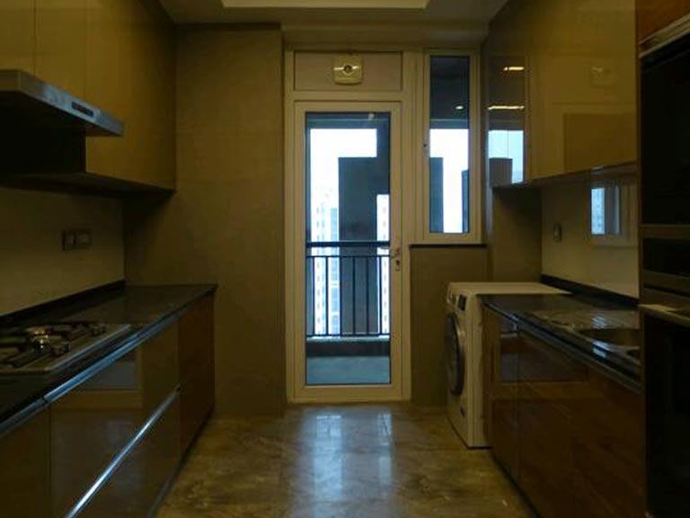 Kitchen 1 in Penthouse at the Crest